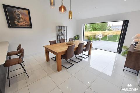 3 bedroom detached bungalow for sale, The Old Conduit, Monkton, Pembroke