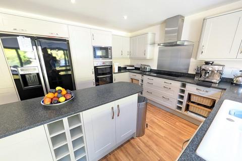 9 Florence Park, Almondsbury, Bristol, BS32 4HE