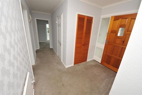 2 bedroom semi-detached bungalow for sale, Foxhill Avenue, Queensbury, Bradford