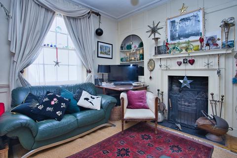 3 bedroom end of terrace house for sale, High Street, Deal, CT14