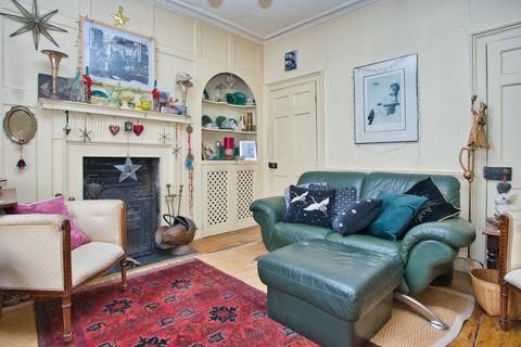 3 bedroom end of terrace house for sale, High Street, Deal, CT14