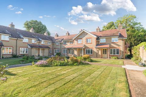 1 bedroom flat for sale, Garden Court, Gatchell Oaks