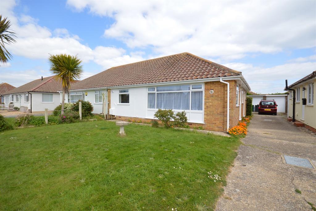 Chichester Way, Selsey, Chichester, PO20 2 bed bungalow - £1,295 pcm (£ ...