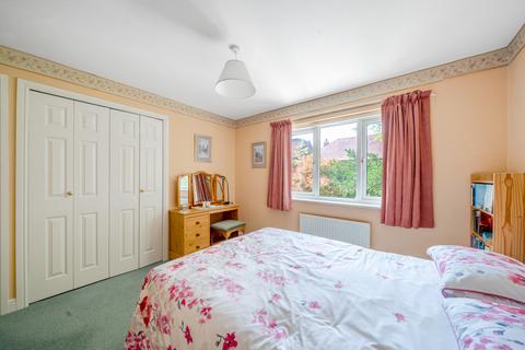 28 Monarch Way, Winchester, SO22 5QU