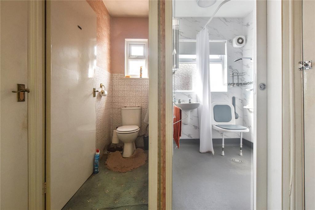 Bathroom/Wc