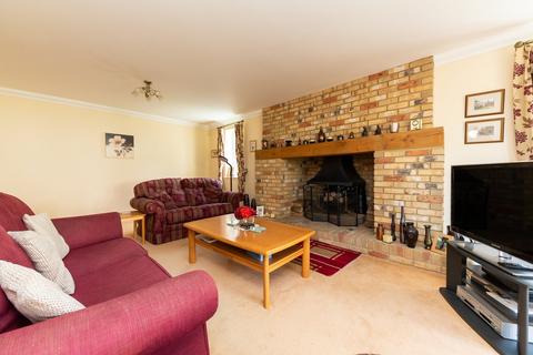 4 bedroom detached house for sale, High Street, Sandy SG19