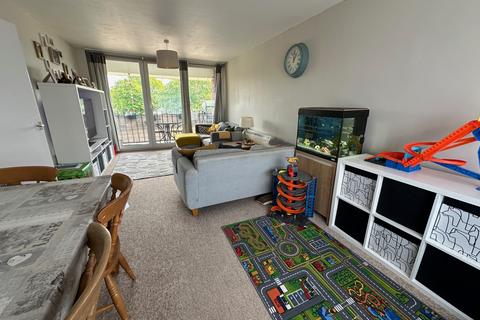 undefined, Sandringham Court, Slough SL1