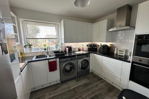 undefined, Sandringham Court, Slough SL1