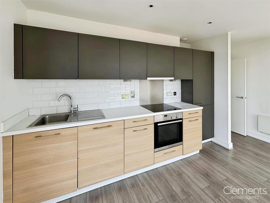 06d31fc3-Kitchen.jpg