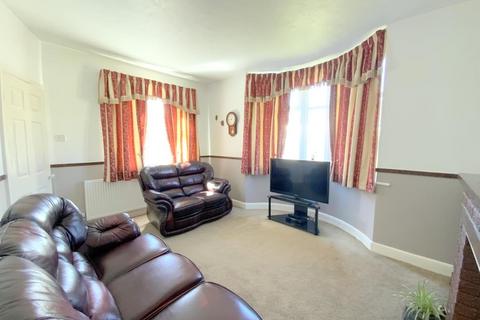 8 Hamont Road, Grimsby, DN32 8JS