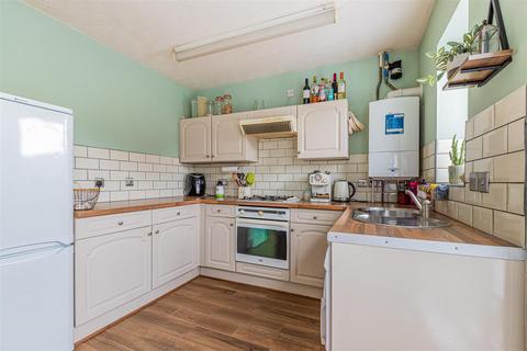 63 Acorn Grove, Pontprennau, Cardiff, CF23 8NG