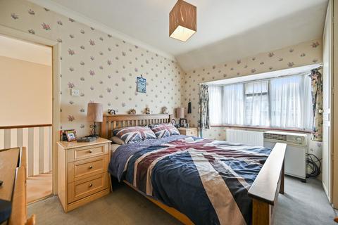40 Florian Avenue, Sutton, SM1 3QH
