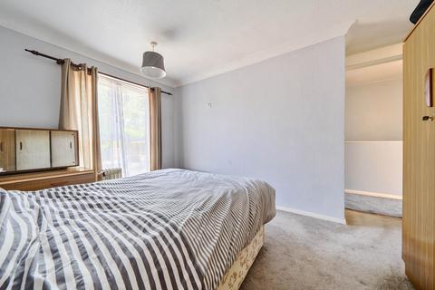 3 bedroom end of terrace house for sale, Northolt Gardens, Lordshill, Southampton, Hampshire, SO16