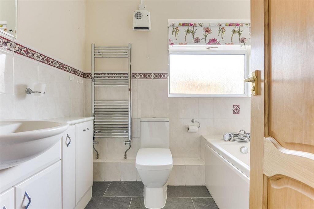 26 Greys Close-5.jpg