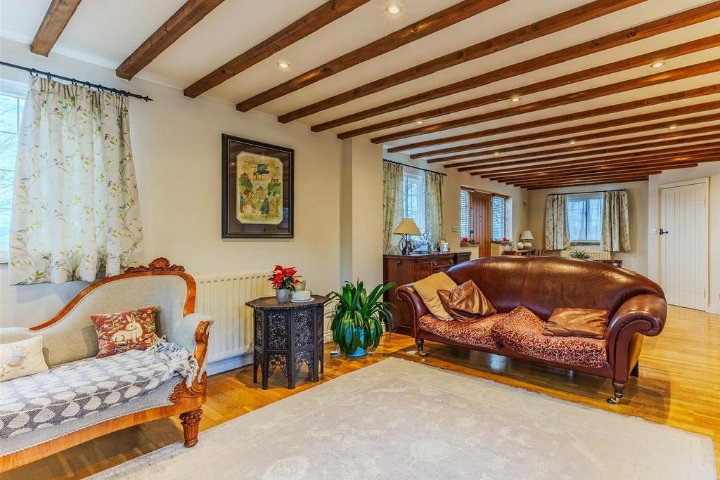 Sitting Room 4.jpg