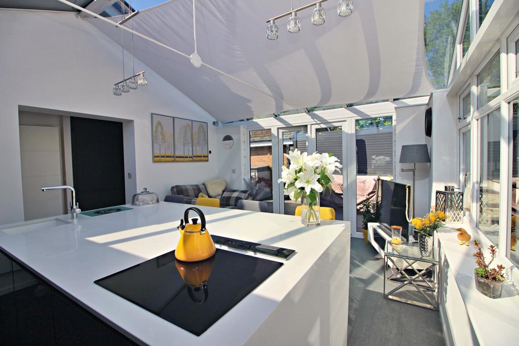 Breakfast Kitchen 4
