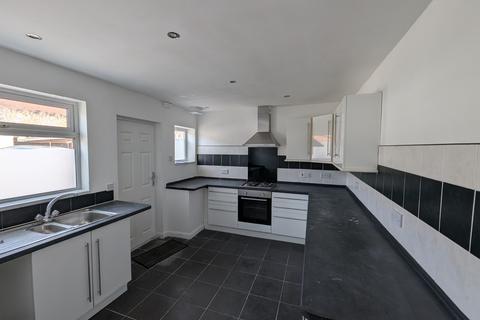 2 bedroom terraced house to rent, Chestnut Street, , Ashington