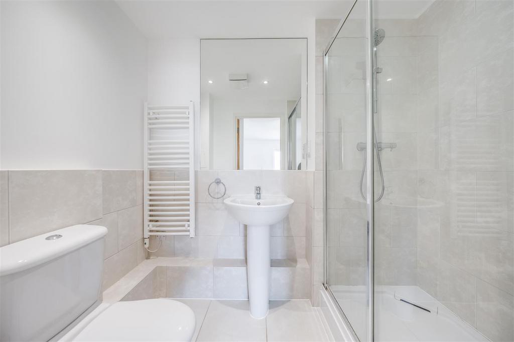 En-Suite Shower