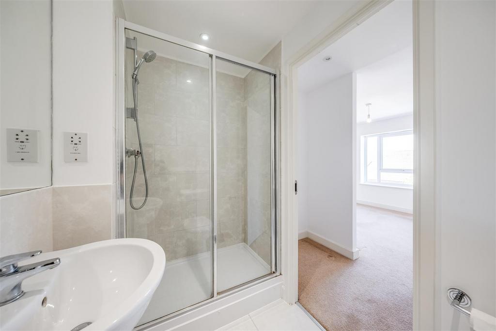 En-Suite Shower
