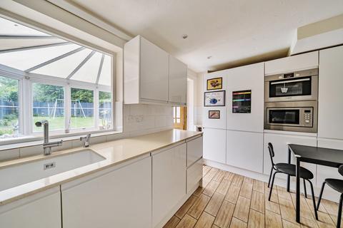 25 Bartholomew Place, Warfield, Bracknell, RG42 3DQ