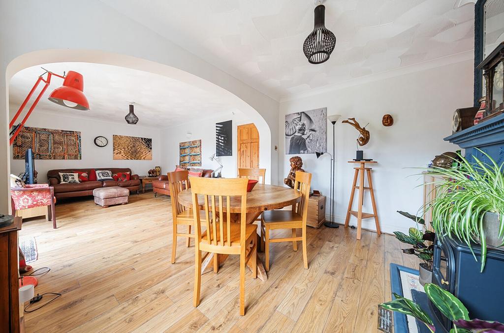 Living / Dining Room