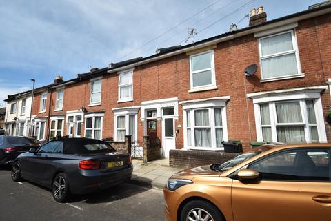 2 bedroom terraced house to rent, Sutherland Road, Hampshire PO4
