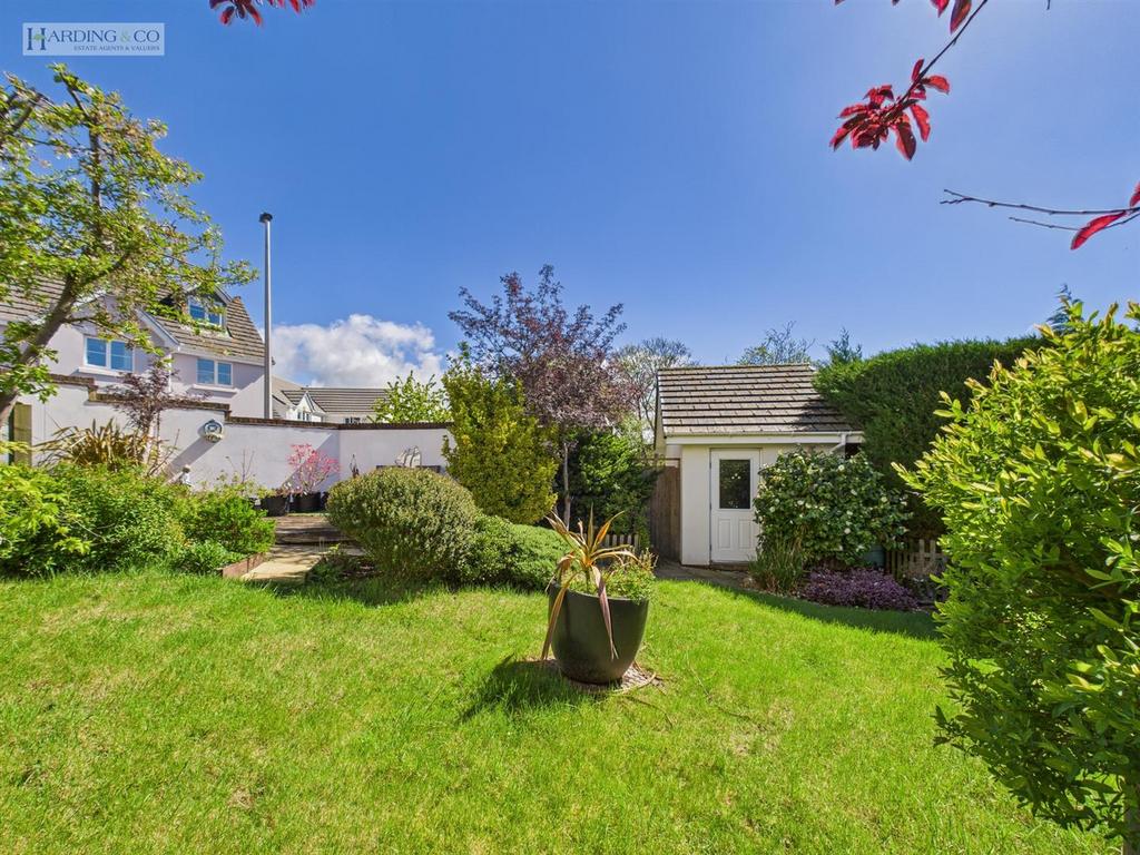 Rear garden ix.jpg