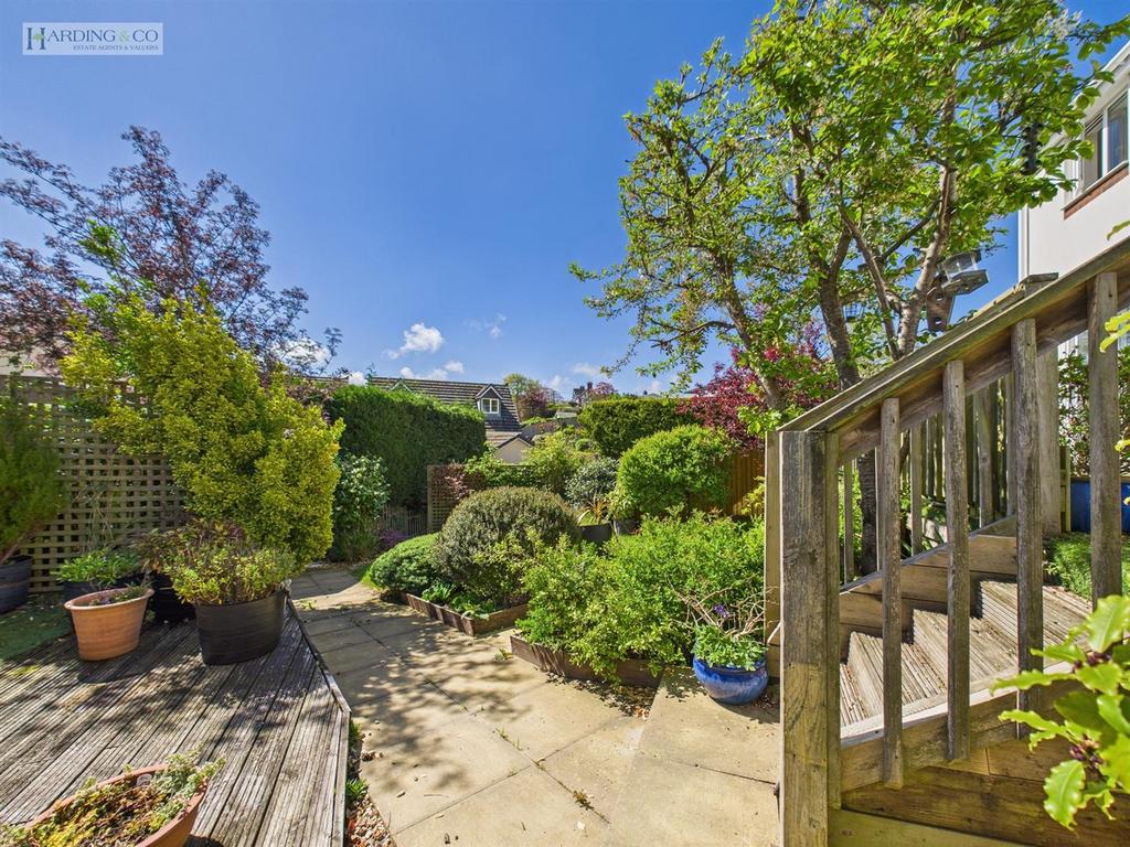 Rear garden v.jpg