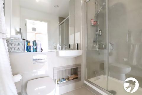 2 bedroom flat for sale, Wagtail Walk, London, SE2