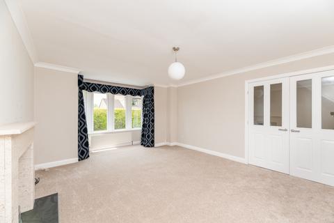 16 Dales Way, Bingley, BD16 3DU