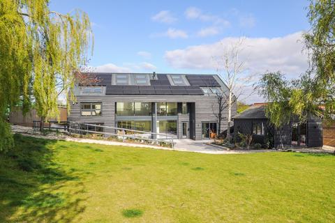 4 bedroom barn conversion for sale, Childerditch Street, Little Warley, Brentwood, CM13