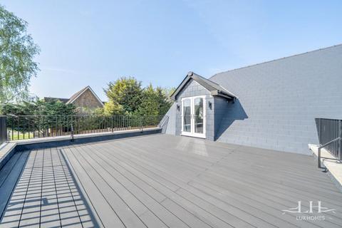36 Herbert Road, Hornchurch, RM11 3LJ