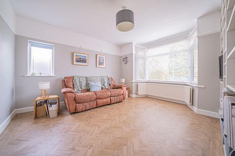 29 Ashlawn Crescent, Solihull, B91 1PR