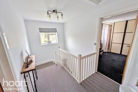 2 Coronation Road, Corby Glen, Grantham, NG33 4LZ