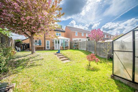4 bedroom detached house for sale, Sandringham Way, Market Harborough LE16