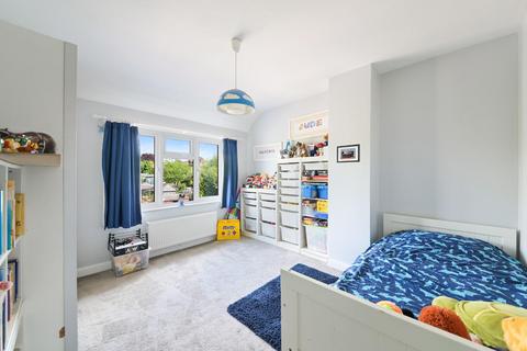 58 The Oval, Banstead, SM7 2RA
