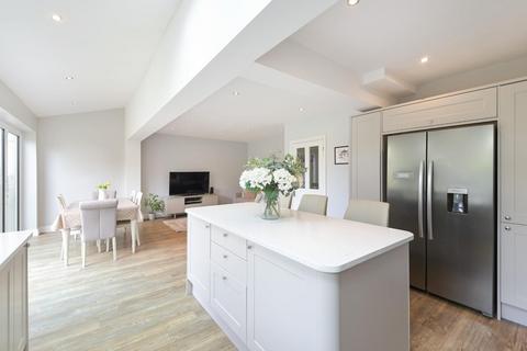 58 The Oval, Banstead, SM7 2RA