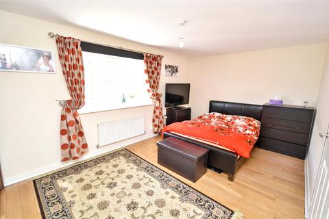 49 Waggon Road, Leeds, LS10 4GN