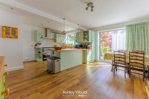 undefined, Newburn Croft, Birmingham B32