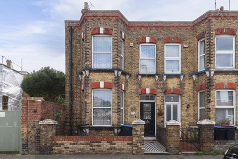 4 bedroom end of terrace house for sale, St Pauls Road, Margate, CT9