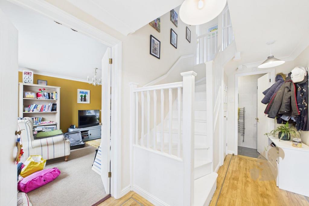CAM01659 G0-PR0619-STILL006.jpg
