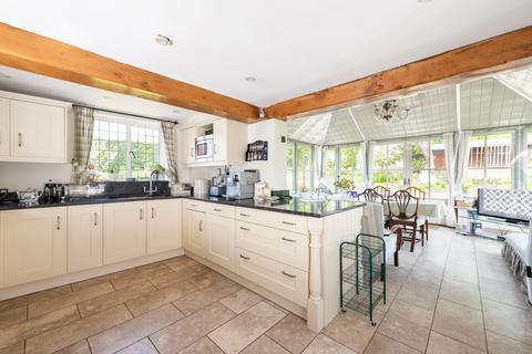3 bedroom detached house for sale, The Strand, Quainton, Aylesbury, Buckinghamshire, HP22