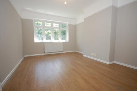 undefined, The Knoll, Beckenham, BR3