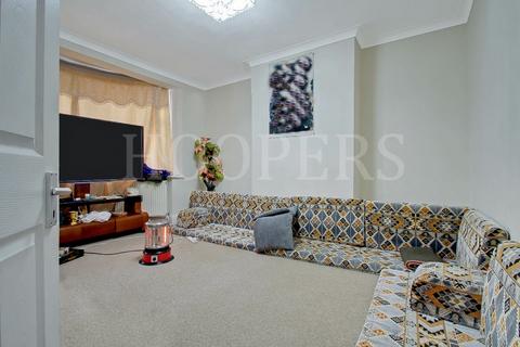 3 bedroom semi-detached house for sale, Birchen Grove, London, NW9
