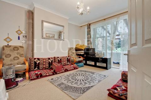 3 bedroom semi-detached house for sale, Birchen Grove, London, NW9