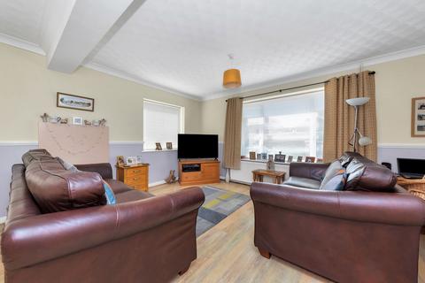32 Burstellars, St Ives, PE27 3XX