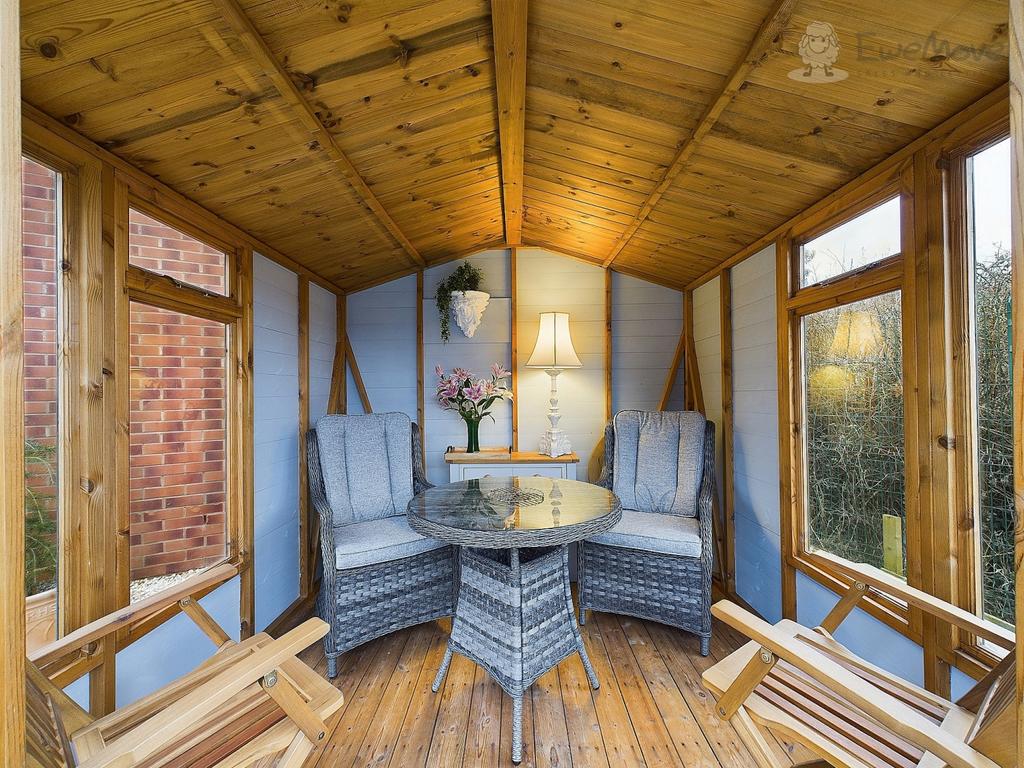 Ewe Move Tiverton - Matilda Way - Garden Room
