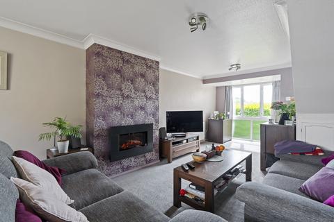 undefined, Estridge Close, Bursledon, Southampton, Hampshire. SO31 8FN