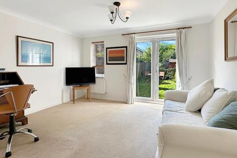 25 Weavers Field, Girton, Cambridge, CB3 0XB