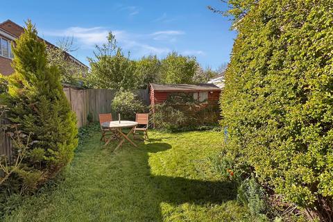 25 Weavers Field, Girton, Cambridge, CB3 0XB